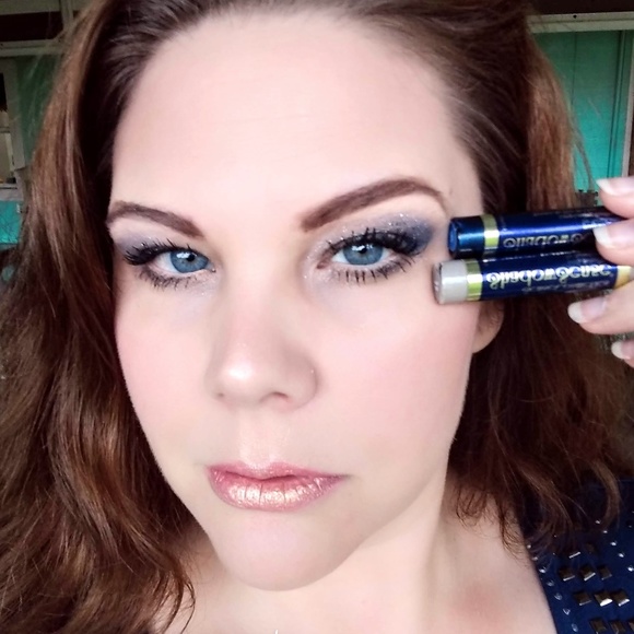 Eyeshadow Set - Picture 3 of 4